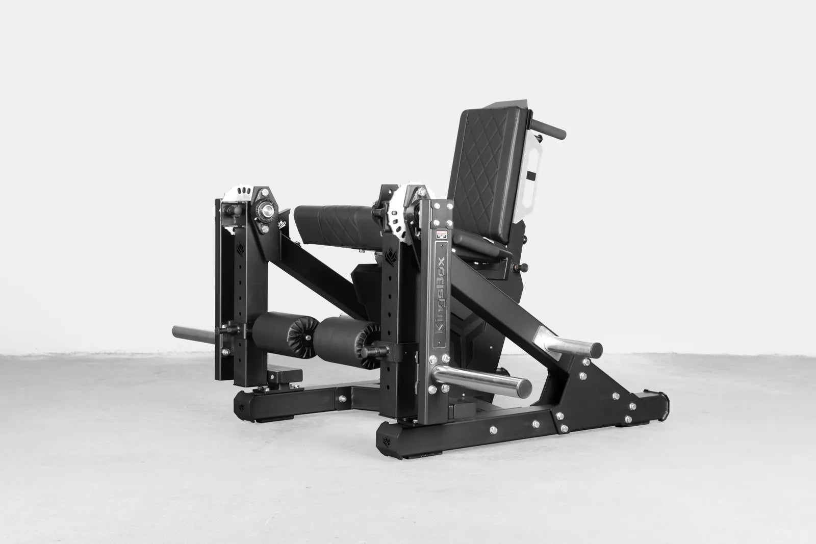 The Crazy Queen 3.0 - Leg Extension / Leg Curl Machine